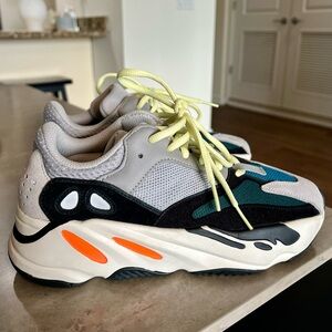 Yeezy Boost 700 Wave Runner